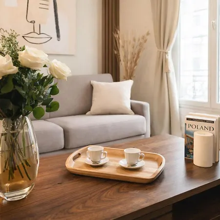 Ideal Family - Apartman