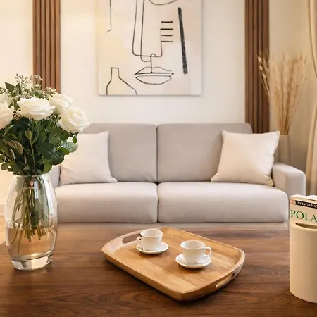 Ideal Family - Apartman